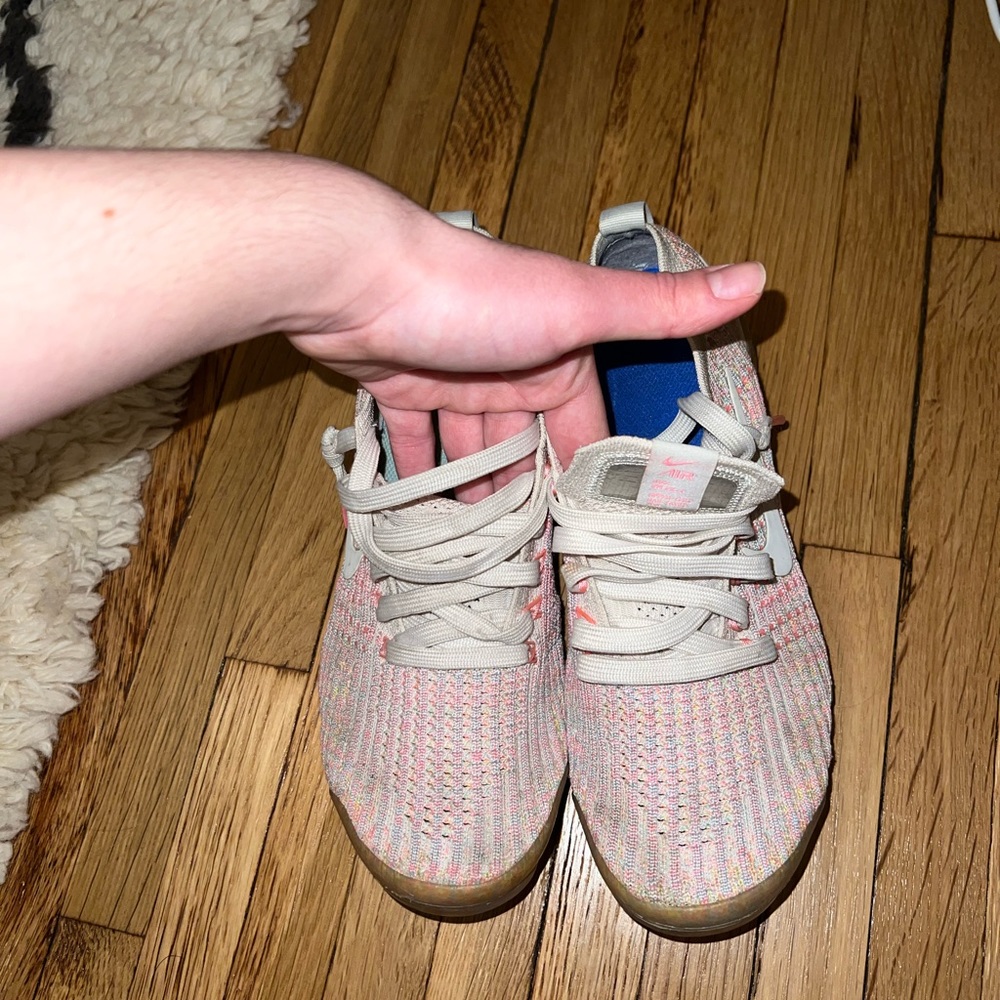 Nike Womens Vapormax sneakers - Picture 3 of 7